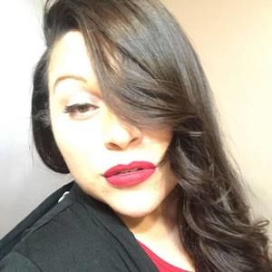 Meet your Posher, Gina